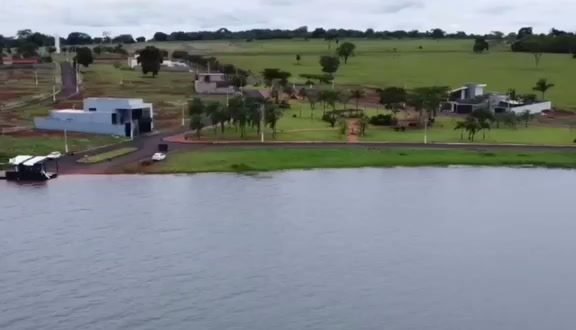 O lago